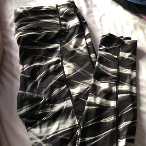 Victoria Secret leggings size L
